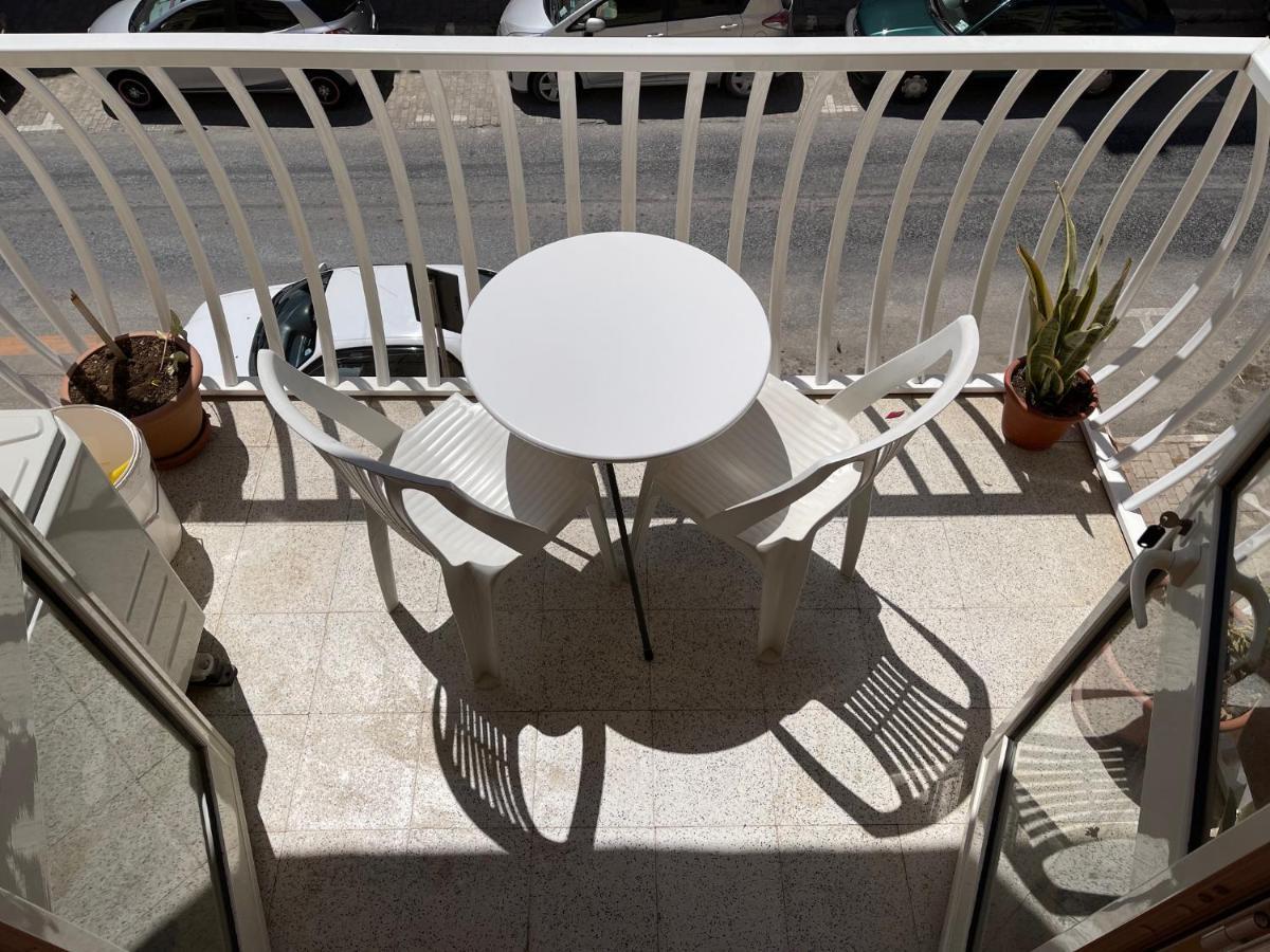 Sunrise Apt Near Beach Smarttv & Netflix Birzebbuga Exterior foto